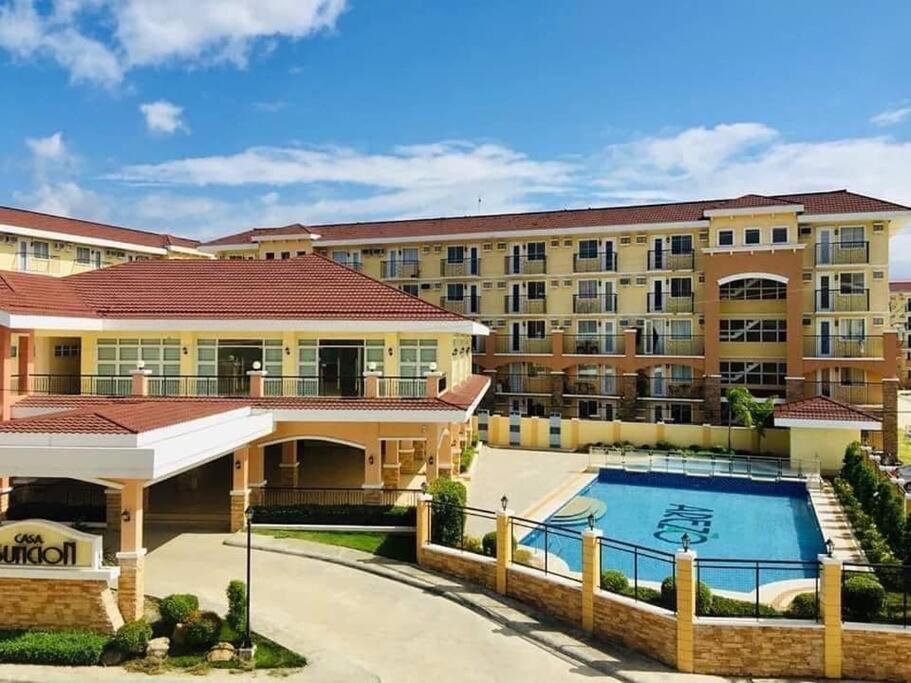 Mikaela'S Crib- 1 Bedroom Flat @ Arezzo Place Condominium 达沃 外观 照片