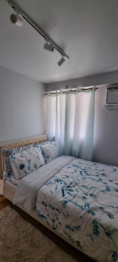 Mikaela'S Crib- 1 Bedroom Flat @ Arezzo Place Condominium 达沃 外观 照片